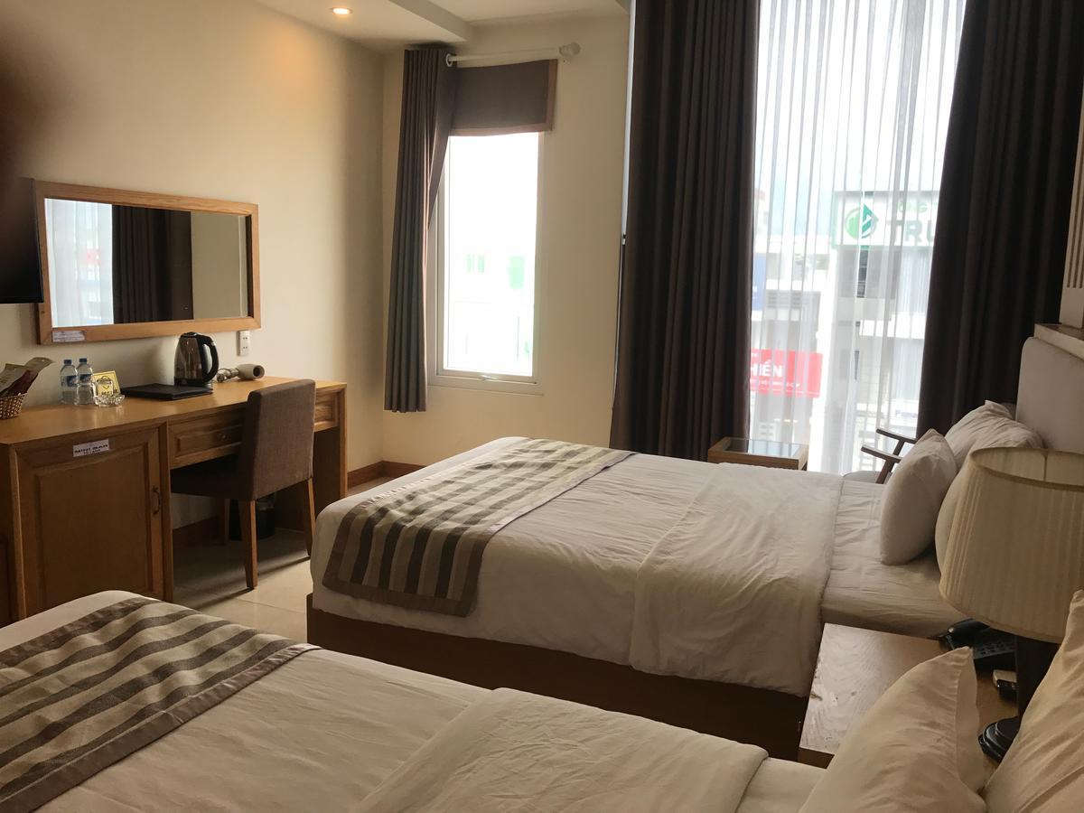 Elegant Hotel เปลกู ภายนอก รูปภาพ