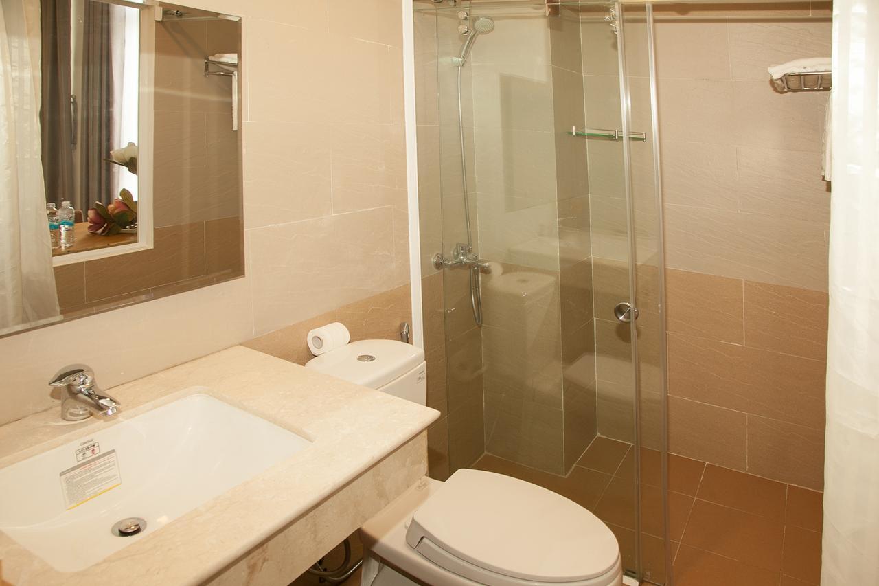Elegant Hotel เปลกู ภายนอก รูปภาพ
