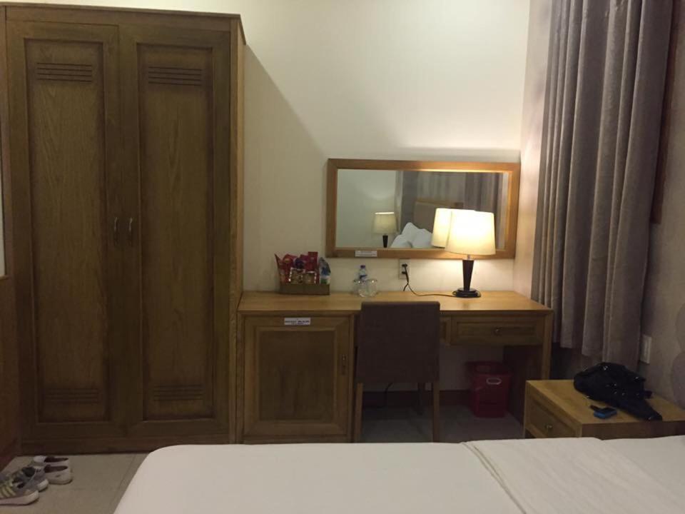 Elegant Hotel เปลกู ภายนอก รูปภาพ